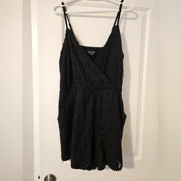 City Chic Black Lace Romper Size M (US18) - Picture 5 of 6